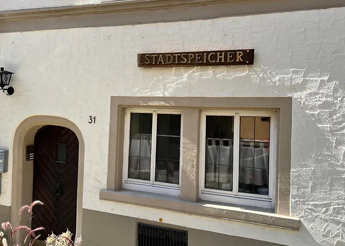 #Stadtspeicher - Gruener Stern Das Apartment Mitten In Der Altstadt
